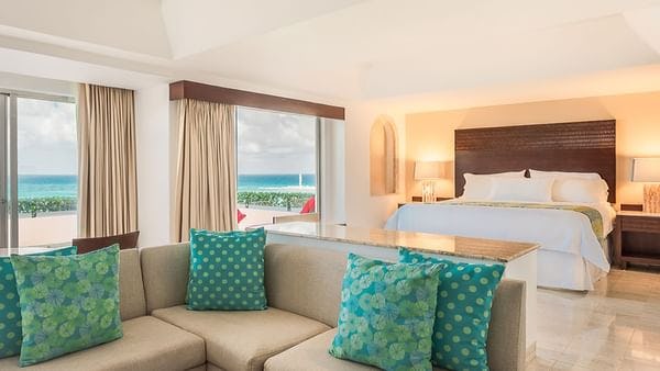 Infinite Ocean Front One Bedroom Master Suite