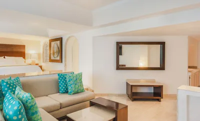 Infinite Ocean Front Two Bedroom Master Suite