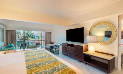 Ocean Front Two Bedroom Family & Friends Suite