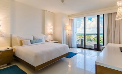 One-Bedroom Ocean View Residence with One King Bed (West Tower)