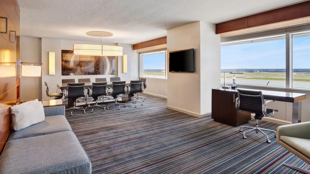 grand-hyatt-dfw-conference-suite_5724