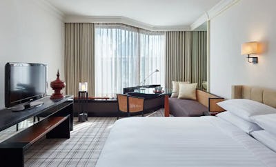 King Bed Club Access