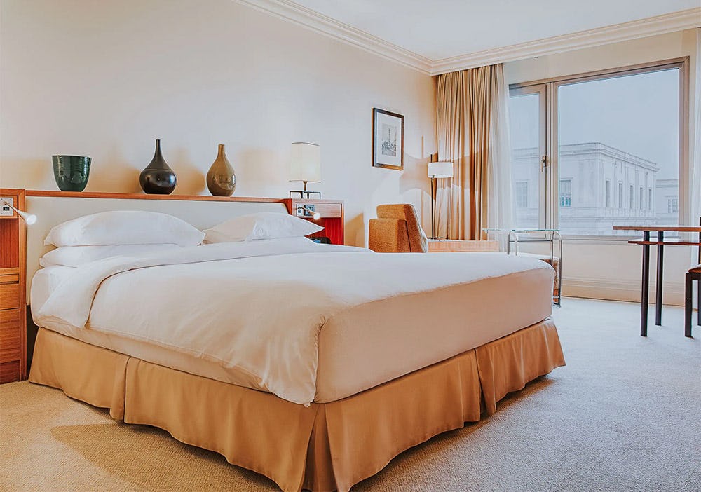 grand-hyatt-istanbul-1-king-bed_1879