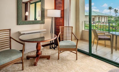 1 King Bed Resort View