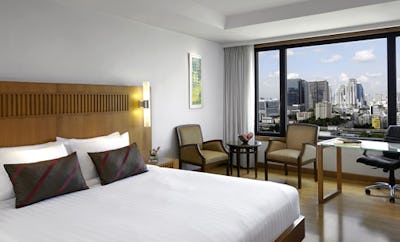 Skyline Room with 1 kingsize bed, high floor