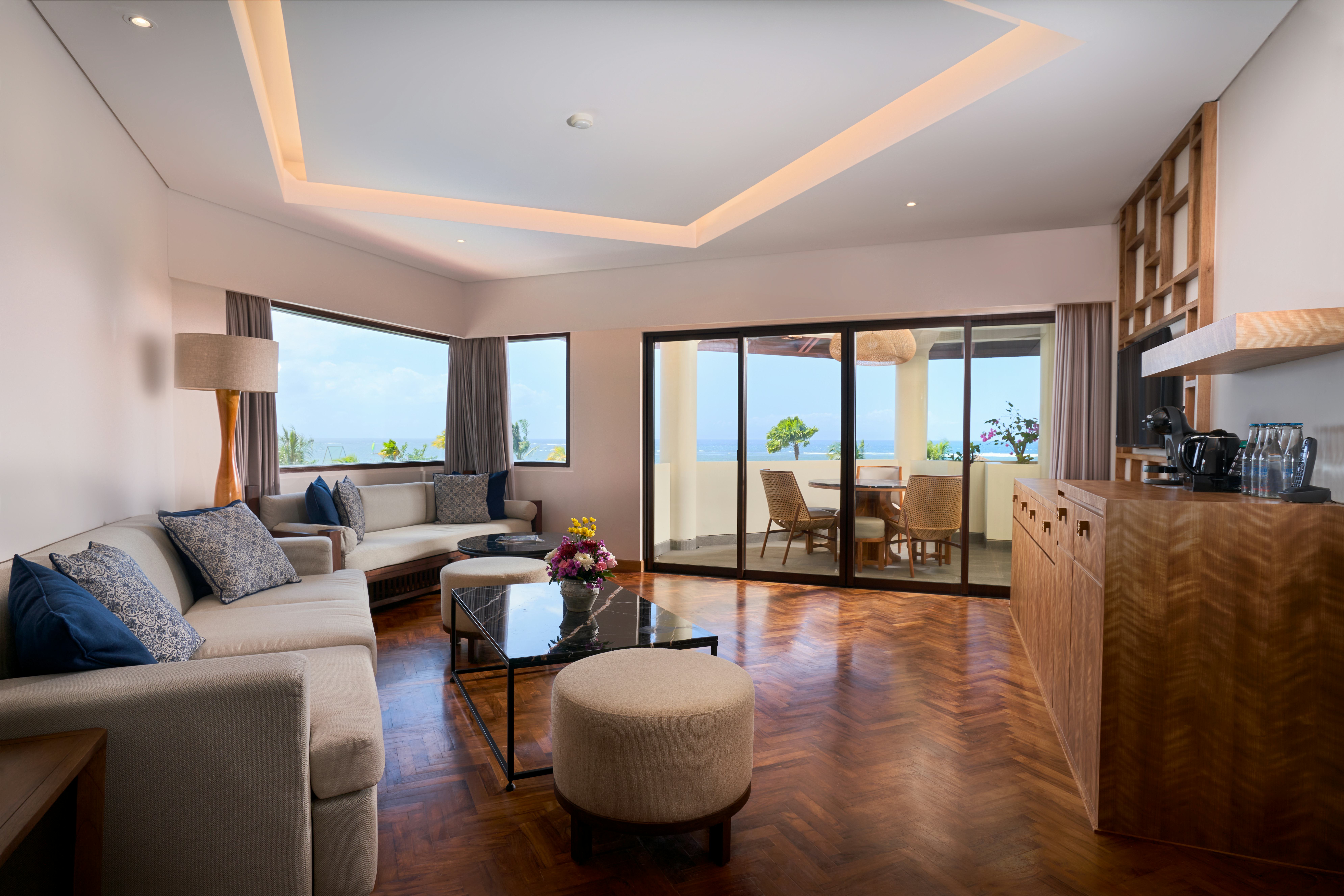 2 Bedroom Ocean View Suite