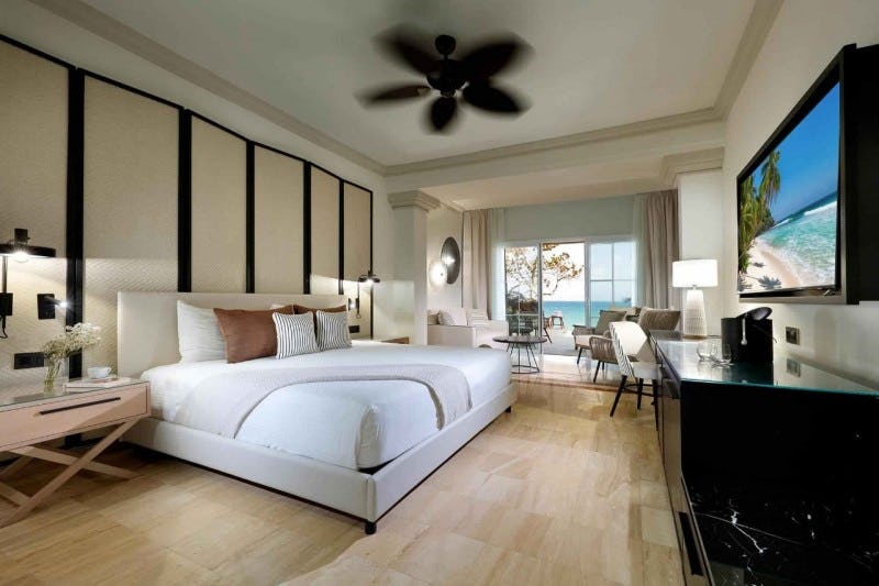 Superior Junior Suite Private Pool Ocean View