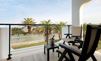 Deluxe Seafront View