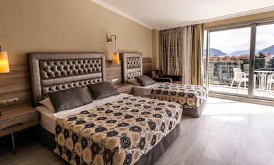 Standard Side Sea View Room