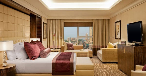 grosvenor-house-a-luxury-collection-hotel-dubai-royal-suite_4
