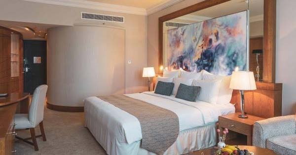 gulf-hotel-bahrain-deluxe-rooms_8543