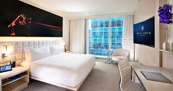 hall-arts-hotel-dallas-curio-collection-by-hilton-1-king-bed-hearing-accessible_12045