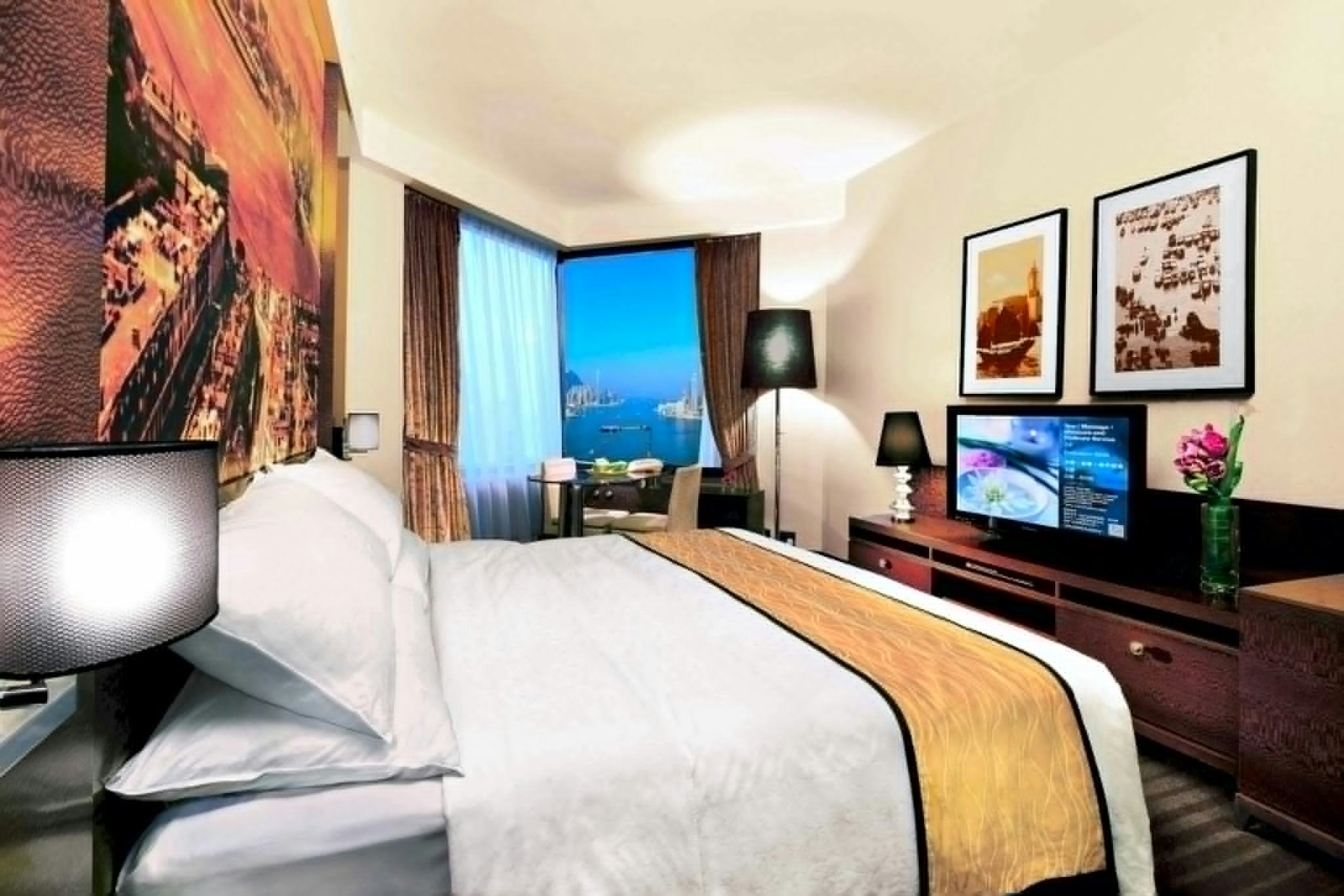 Grand Deluxe Harbour View Room