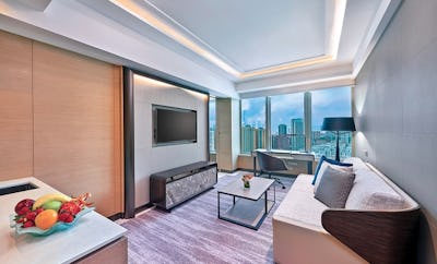 Tower Cityview Suite