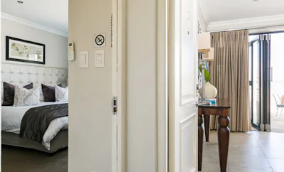 Bay 2 Bedroom Residence