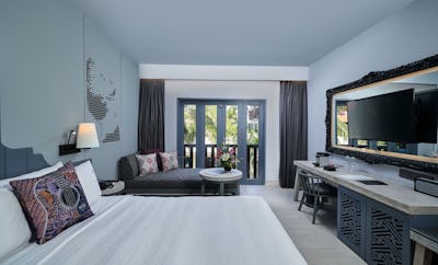 Deluxe King/Two Queens Premium