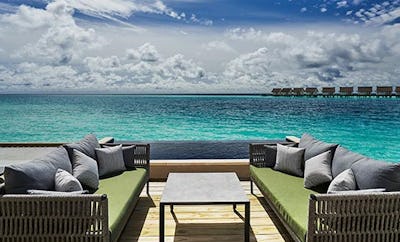 Rock Royalty Overwater Pool Villa (2br)