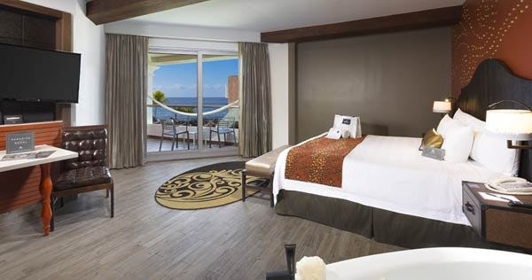 hard-rock-hotel-riviera-maya-rock-royalty-partial-ocean-view-king-with-personal-asistant-01_6631