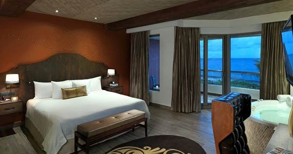 ROCK STAR SUITE OCEAN FRONT (TWO BEDROOM) WITH PERSONAL ASSISTANT