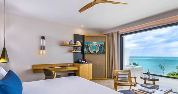 haven-riviera-cancun-resort-and-spa-serenity-club-junior-suite-ocean-front-01_11418