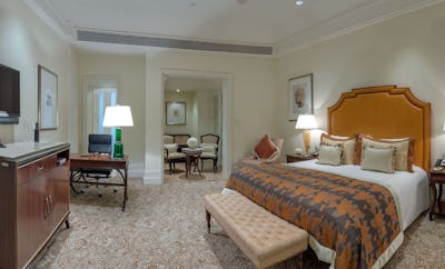 LUXURY ROOM