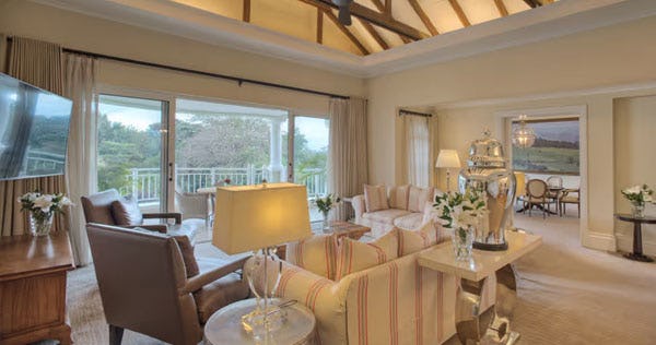 hemingways-nairobi-kenya-the-hemingway-suite-02_9988