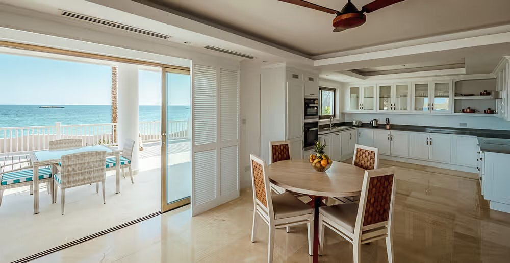 2 Bedroom Deluxe Ocean View Apartment