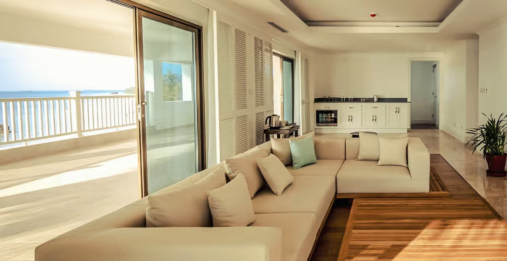 4 Bedroom Ocean View Penthouse Apartment