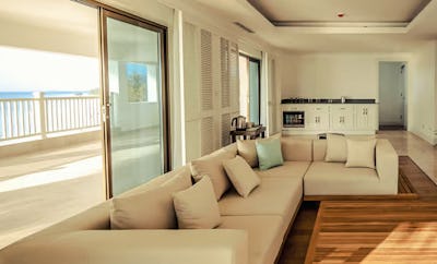 4 Bedroom Ocean View Penthouse Apartment