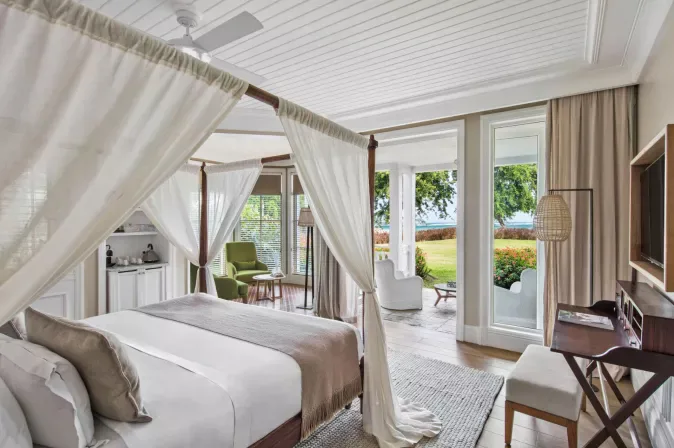 heritage-le-telfair-golf-and-wellness-resort-mauritius-junior-suite-garden-view-01_232