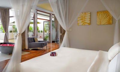 Bungalow Garden Suites