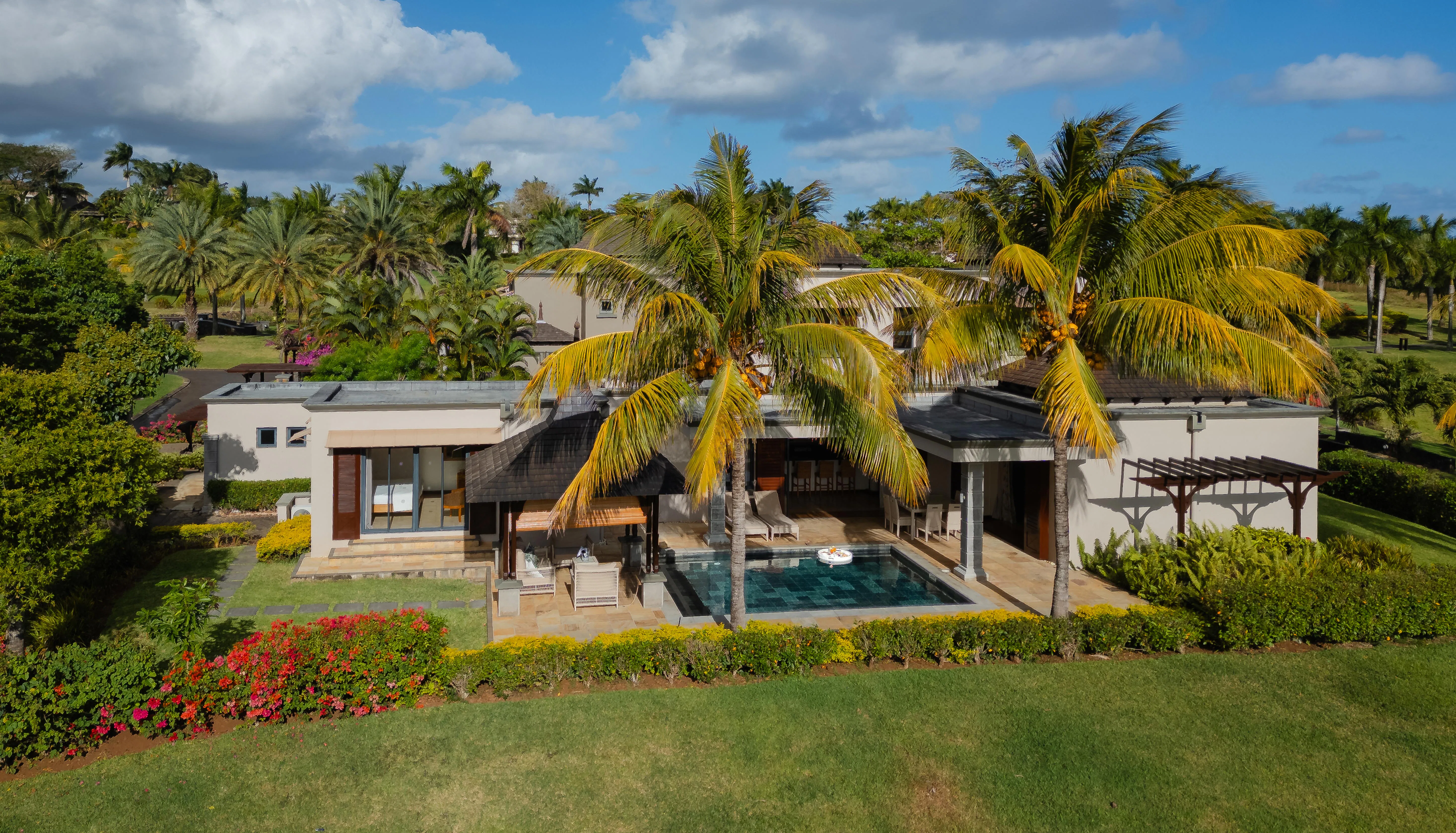 heritage-the-villas-mauritius-four-bedroom-garden-view-villa-01_2889