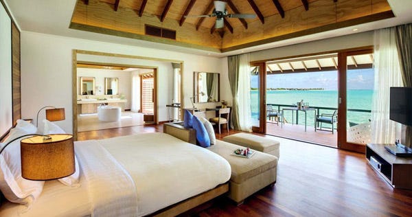 hideaway-beach-resort-and-spa-at-dhonakulhi-maldives-deluxe-water-villa-with-pool-02_949