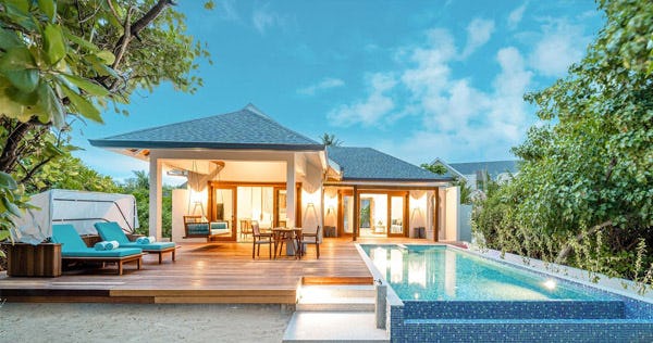 hideaway-beach-resort-and-spa-at-dhonakulhi-maldives-signature-beach-residence-01_949