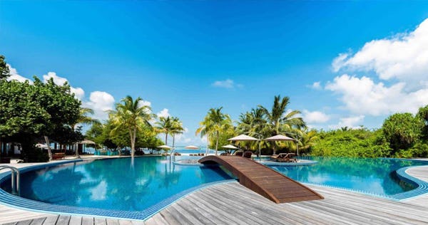 hideaway-beach-resort-and-spa-at-dhonakulhi-maldives-sunset-beach-villa-02_949