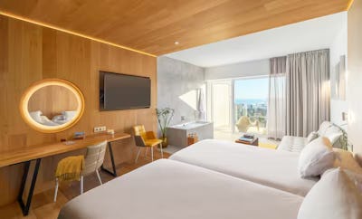 TWIN LEIRO SUITE WITH SEAVIEW