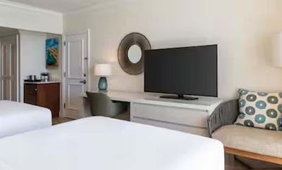 OCEAN VIEW 2 DOUBLE BEDS WITH BALCONY