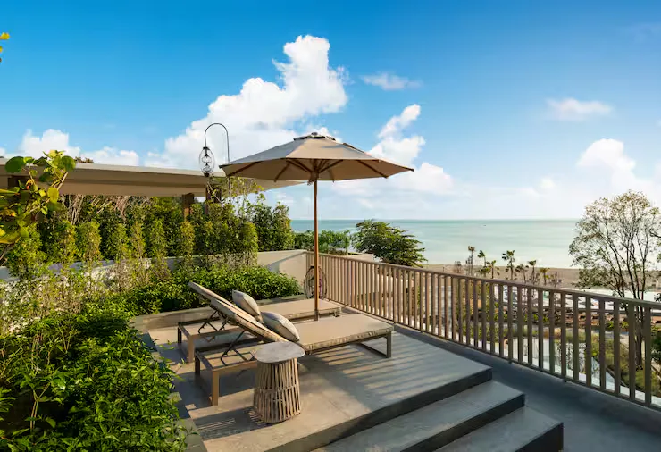 hilton-burau-bay-langkawi-resort-king-premium-rooftop-suite-with-terrace-01_13799