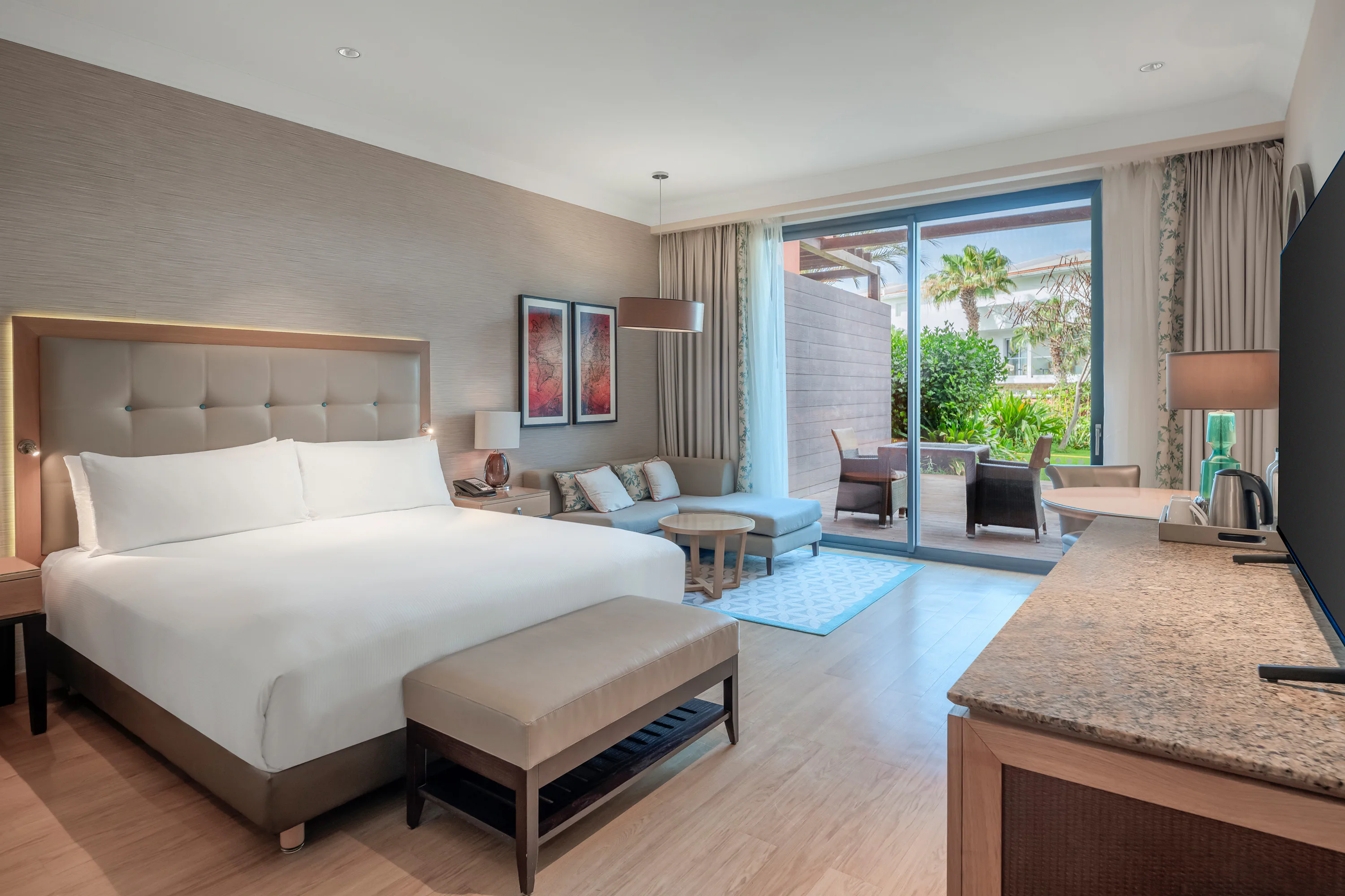 hilton-cabo-verde-sal-resort-cape-verde-africa-king-guest-room-with-terrace-01_12502