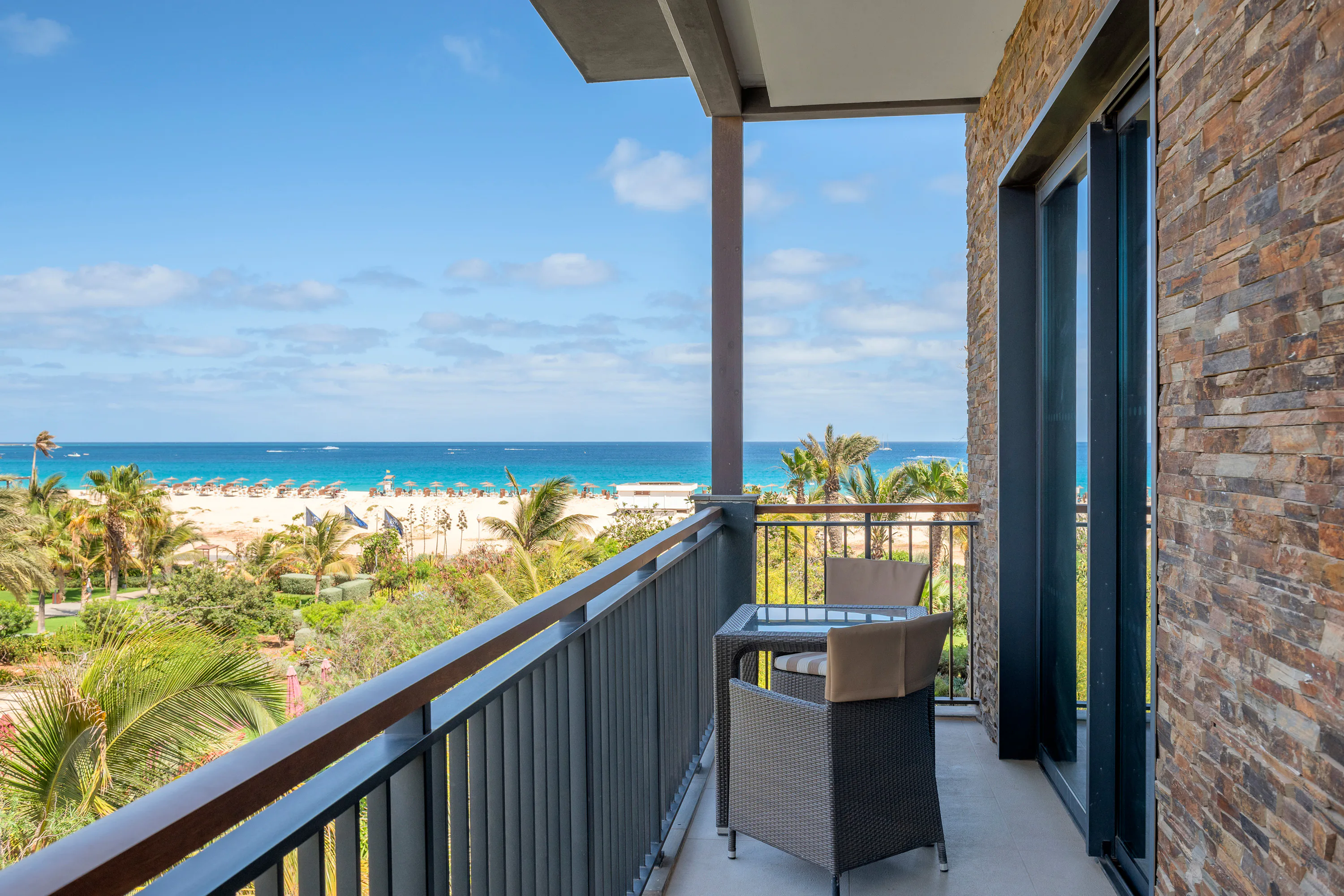 hilton-cabo-verde-sal-resort-cape-verde-africa-twin-deluxe-room-with-partial-ocean-view-01_12502