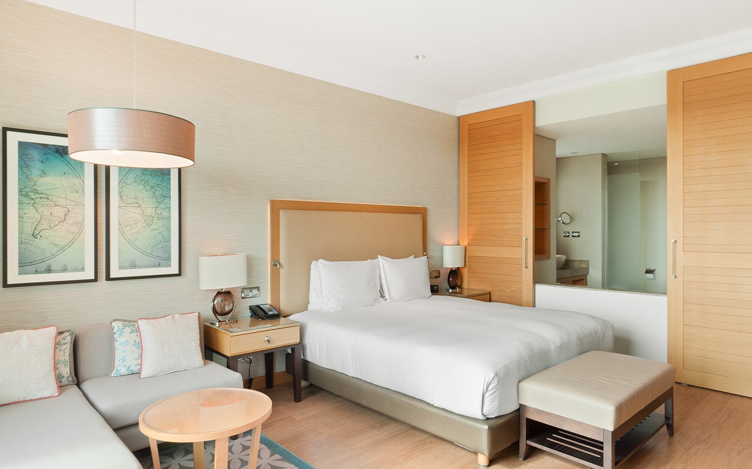 hilton-cabo-verde-sal-resort-cape-verde-king-superior-room-partial-sea-view-01_12502