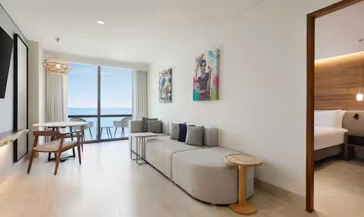 Ocean Front One Bedroom Suite - King Bed