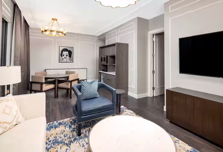 1 Bedroom 1 King Penthouse Suite Plus W Sfabd