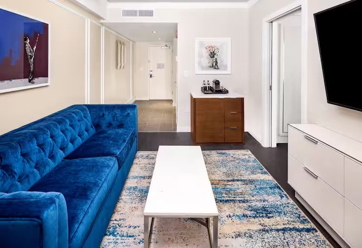 1 Bedroom King Suite Premier with Sofabed