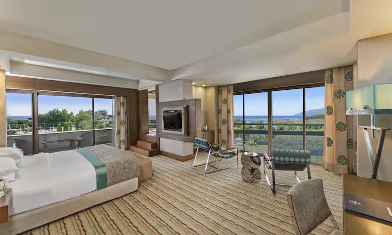 Hilton Suite with Sea View