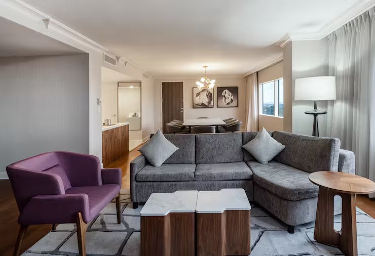 hilton-dallas-lincoln-centre-city-view-parlor_5726