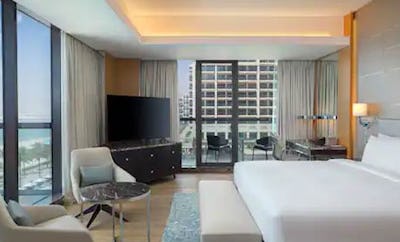 Deluxe One Bedroom Suite W/Sea View-Balconies