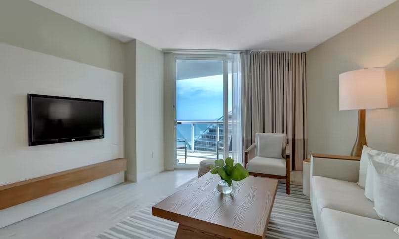 Ocean View Deluxe Junior Suite 1 King