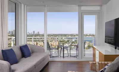 1 King Bed Corner Suite Marina View Balcony