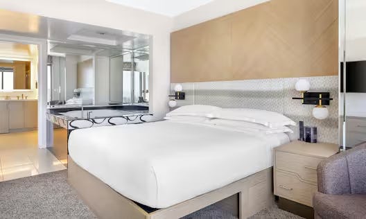 1 Bedroom 1 King Grand Suite with Sofabed